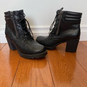 Steve Madden, Black boots